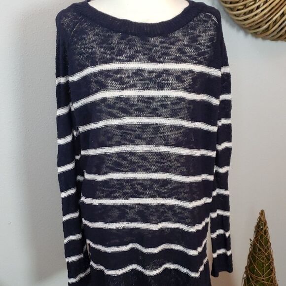 Gap blue and white striped sweater large - Picture 1 of 5
